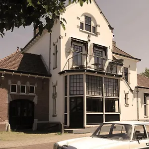 **** Bed & Breakfast Het Spoorhuis Nederland